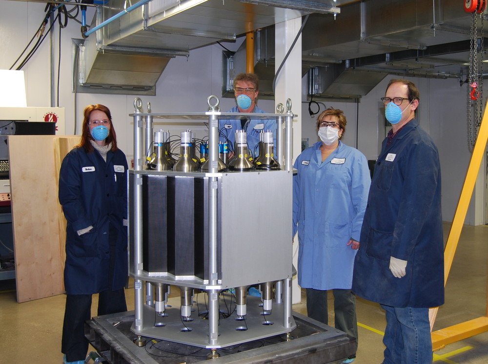 18 Element NaI(Tl) Spectrometer built for ORNL with Project team