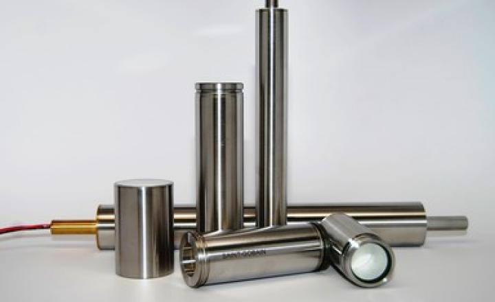 ruggedized radiation detectors for oil and gas exploration